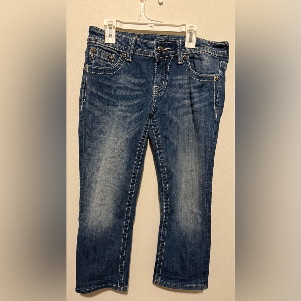 Miss Me Capri Jeans Size 28